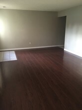 219 E El Cortez Dr in Columbia, MO - Building Photo - Building Photo