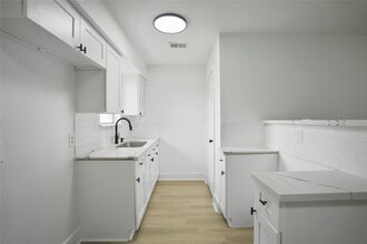 17123 Sunshine St in Houston, TX - Building Photo - Building Photo