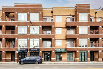 5061-5067 N Lincoln Ave in Chicago, IL - Building Photo - Building Photo