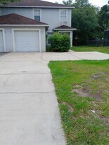 880 E Columbia Ave in Kissimmee, FL - Building Photo