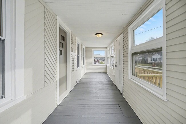 13622 Carrington Ave in Cleveland, OH - Building Photo - Building Photo