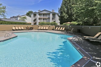 Alvista 23 Apartment Homes in Gresham, OR - Foto de edificio - Building Photo