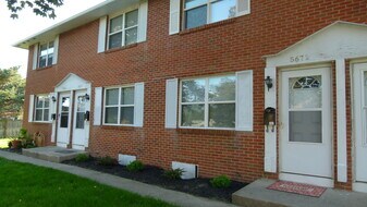 5670-5676-5676 Ironwood Ct in Columbus, OH - Building Photo