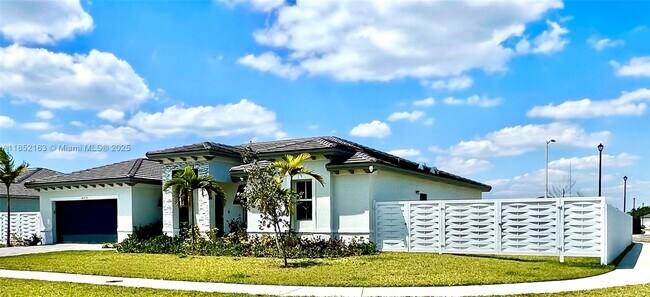 16715 SW 292nd Ter in Homestead, FL - Building Photo - Building Photo