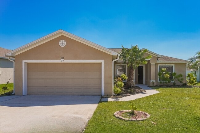 property at 5169 Ashwood Dr