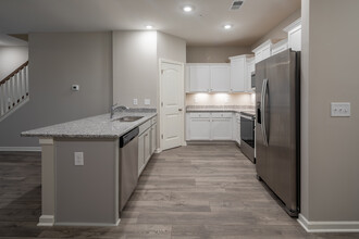 Dartford Townhomes in Spring Hill, TN - Foto de edificio - Interior Photo