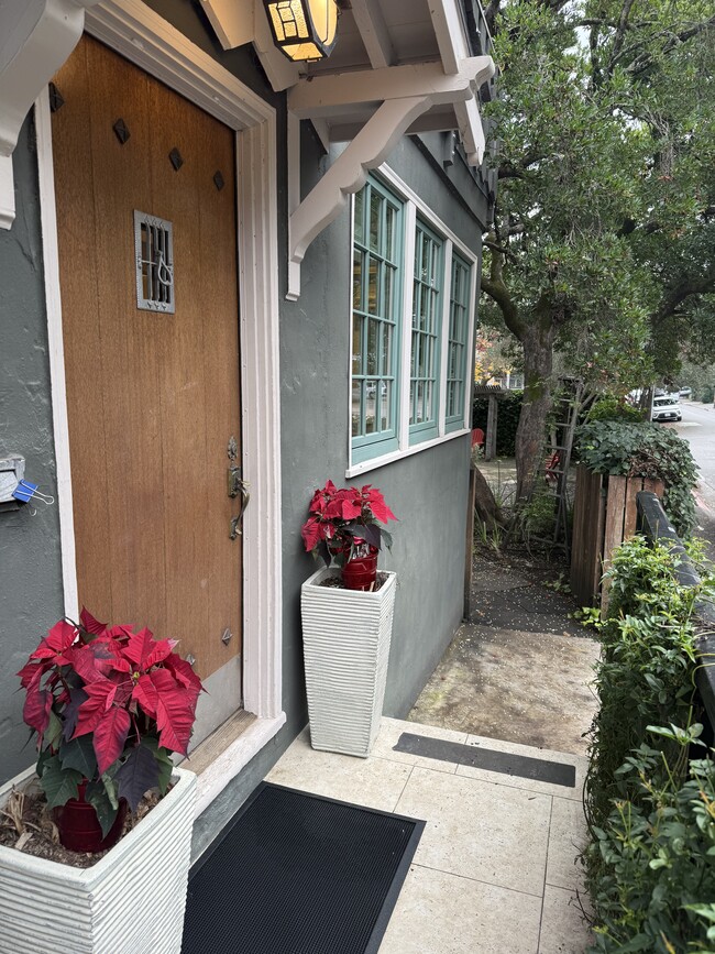 property at 196 Tunstead Ave