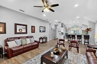 821 Parkwest Blvd in Saginaw, TX - Building Photo - Building Photo