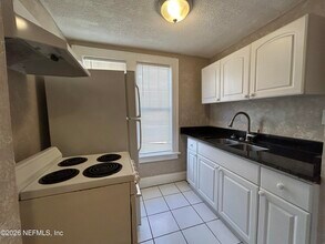 2623 College St in Jacksonville, FL - Building Photo - Building Photo