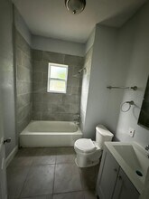 1002 8th St W in Jacksonville, FL - Building Photo - Building Photo