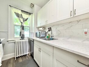 5325 Van Alstyne Pl in Niagara Falls, ON - Building Photo - Building Photo