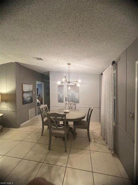 1515 Gulf Coast Dr, Unit 2 in Naples, FL - Building Photo - Building Photo