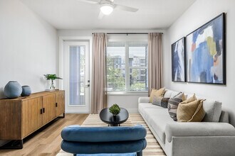 Verve in Wesley Chapel, FL - Foto de edificio - Building Photo