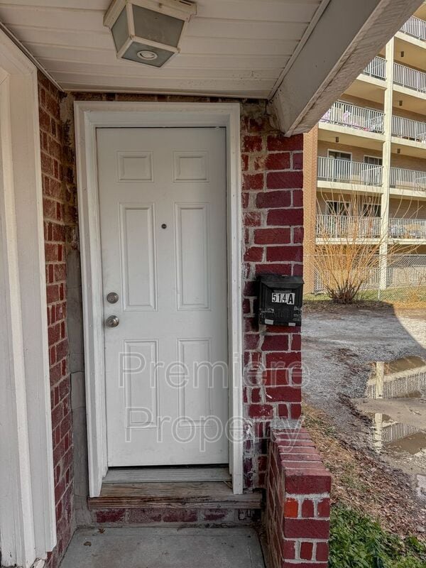 514 W Walnut St in Independence, MO - Building Photo - Building Photo