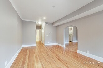 936 Pleasant St in Oak Park, IL - Building Photo - Building Photo