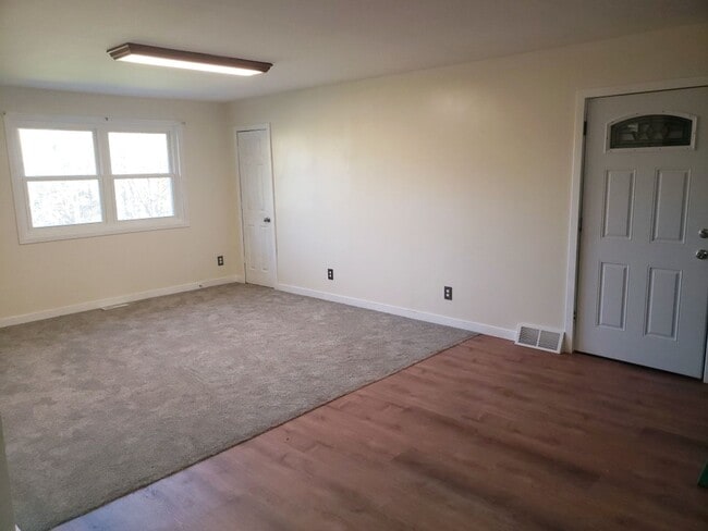 1297 FRYE'S GROVE Ln in Middletown, PA - Building Photo - Building Photo