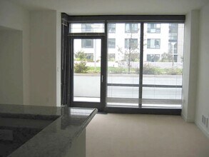 260 King St in San Francisco, CA - Building Photo - Building Photo