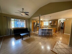 124 Omaikai Pl in Lahaina, HI - Building Photo - Building Photo