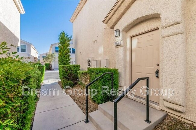 8842 Duncan Barrel Ave in Las Vegas, NV - Building Photo - Building Photo