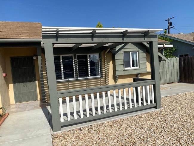 1263 Bostonia St in El Cajon, CA - Building Photo - Building Photo