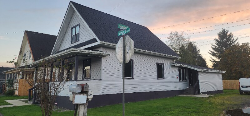 801 S. West Blvd in Aberdeen, WA - Building Photo