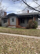 3715 Warren Ave in Cheyenne, WY - Building Photo