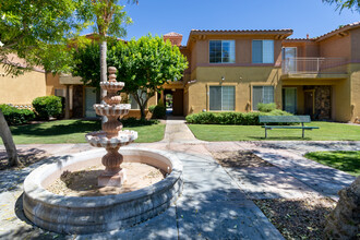 Canterra in Palm Desert, CA - Foto de edificio - Building Photo