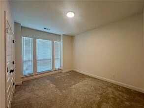 3006 S 14th Pl in Rogers, AR - Building Photo - Building Photo