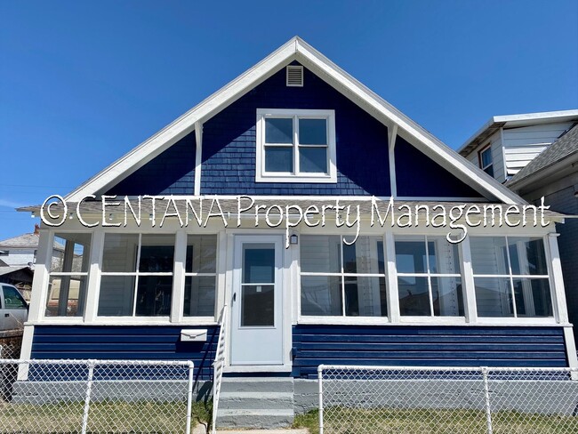 property at 912 California Ave