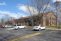 Koester Court in Northfield, MN - Foto de edificio - Building Photo