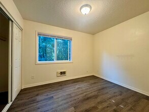 433 NE Buffalo St in Portland, OR - Building Photo - Building Photo