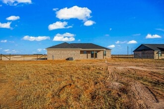 409 North F M 789 in Slaton, TX - Building Photo - Building Photo