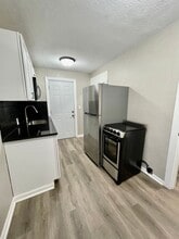 1705 W Esthner Ave in Wichita, KS - Building Photo - Building Photo