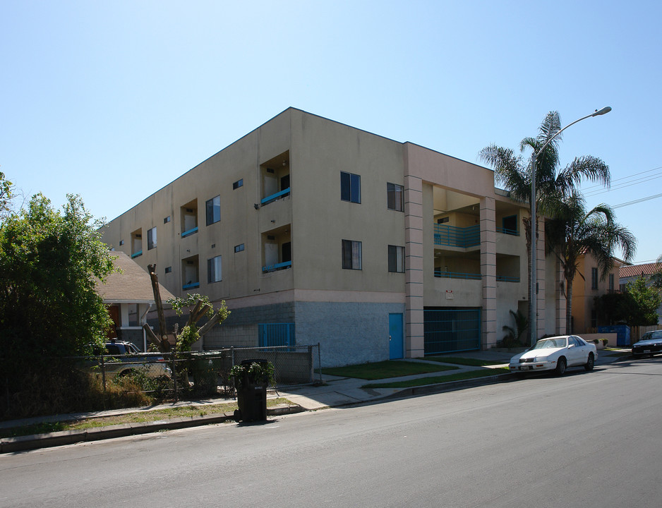 606 N Oxford St in Los Angeles, CA - Foto de edificio