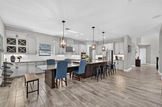 11358 Hawks Fern Dr in Riverview, FL - Building Photo - Building Photo