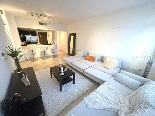 property at 540 Brickell Key Dr