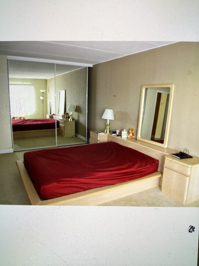 1550 Worcester Rd, Unit Condo in Framingham, MA - Foto de edificio - Building Photo