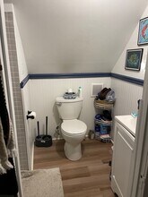 1300 W Addison St, Unit Apt 2 in Chicago, IL - Building Photo - Building Photo