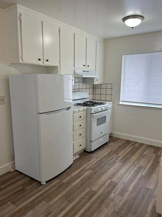 7526 Forest St in Gilroy, CA - Building Photo - Building Photo