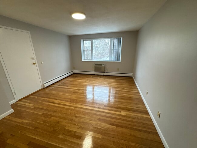 90 Babcock St, Unit 21