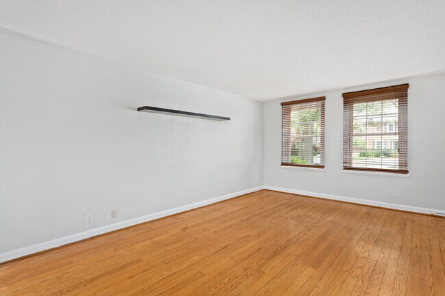 4218 35th St S, Unit #A2 in Arlington, VA - Building Photo - Building Photo