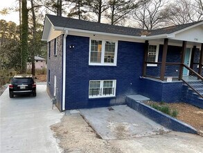 Room in House on Cedar Ave NW in Atlanta, GA - Building Photo - Building Photo