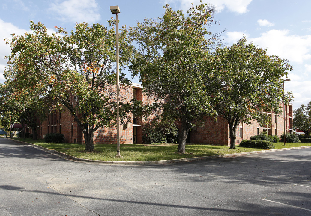 Columbus Gardens in Columbus, GA - Foto de edificio