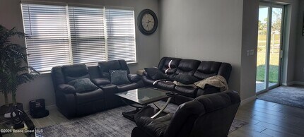 5090 Daybreak Dr in West Melbourne, FL - Building Photo - Building Photo