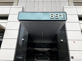 891 14th St in Denver, CO - Building Photo