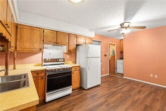 11297 Old Moffat Rd in Wilmer, AL - Building Photo - Building Photo