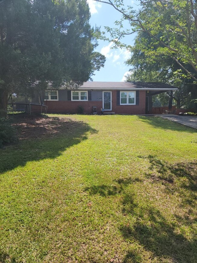 property at 1618 Emerson Ave