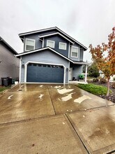 2375 SE Kelby Cir in Port Orchard, WA - Building Photo - Building Photo