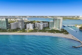 10225 Collins Ave in Bal Harbour, FL - Building Photo - Building Photo