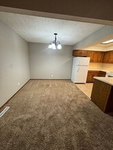 296 Streamside Ct in Nixa, MO - Building Photo - Building Photo